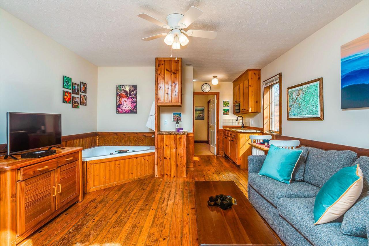 Lyndhurst Love Ridge Mountain Lodging מראה חיצוני תמונה