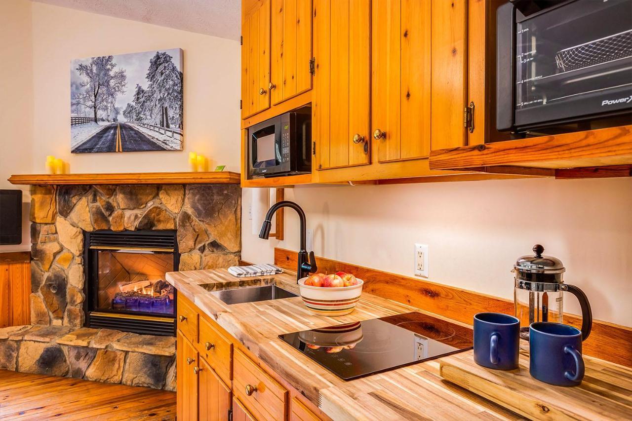 Lyndhurst Love Ridge Mountain Lodging מראה חיצוני תמונה