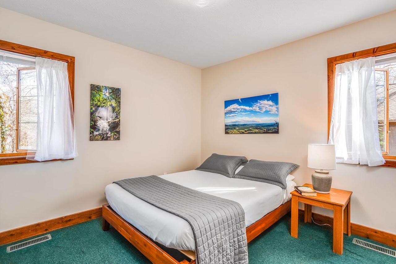 Lyndhurst Love Ridge Mountain Lodging מראה חיצוני תמונה