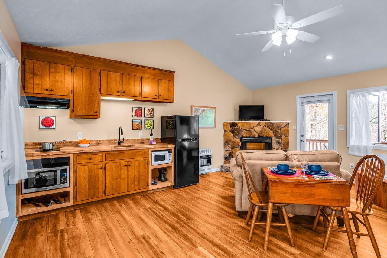 Lyndhurst Love Ridge Mountain Lodging מראה חיצוני תמונה