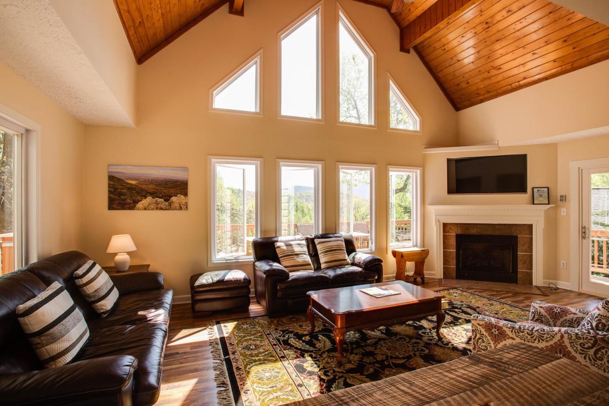Lyndhurst Love Ridge Mountain Lodging מראה חיצוני תמונה