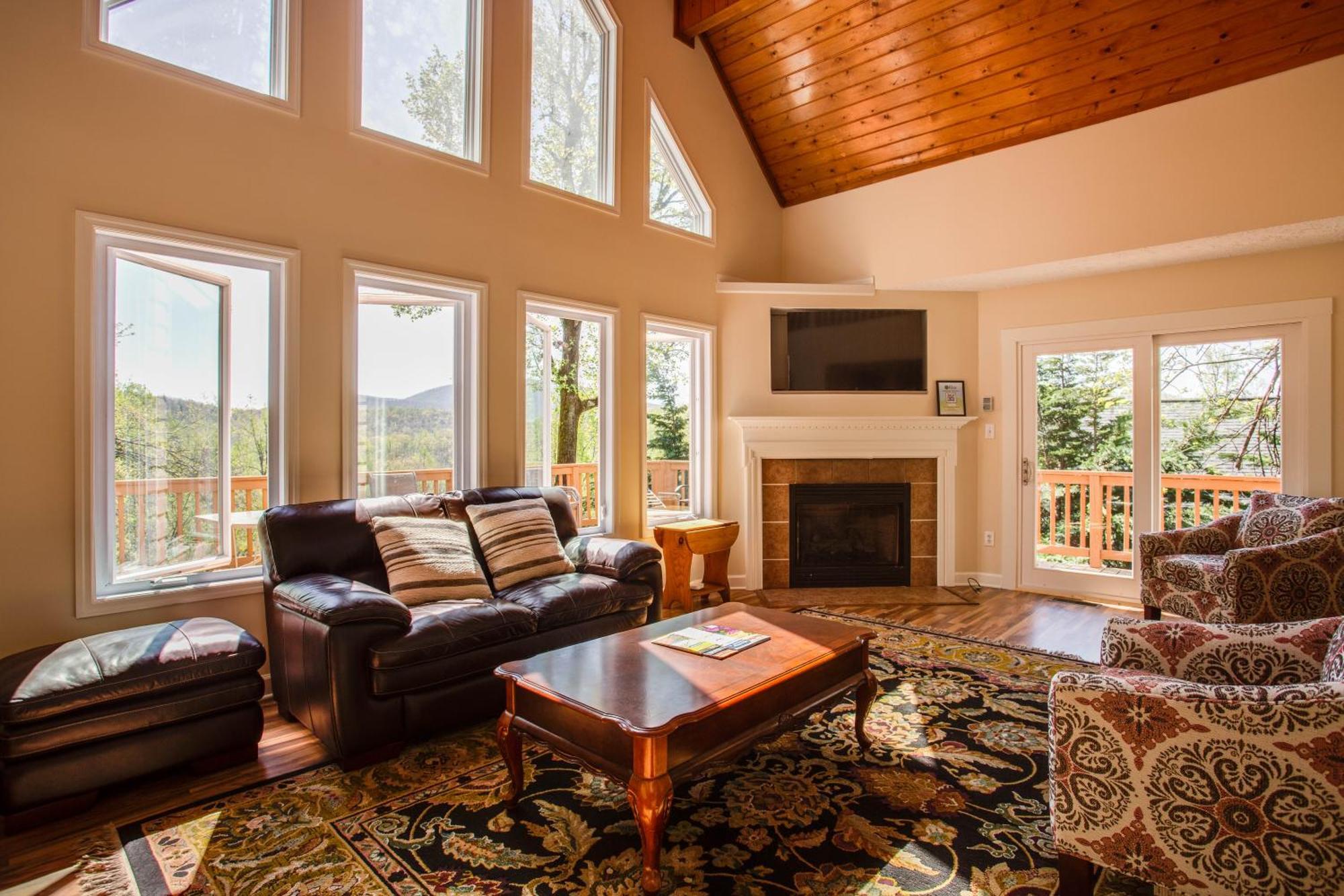 Lyndhurst Love Ridge Mountain Lodging מראה חיצוני תמונה